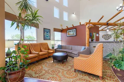 Photo 3 - Best Western Kiva Inn