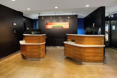 Photo 5 - Courtyard by Marriott Addison Midway