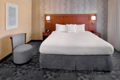 Photo 4 - Courtyard By Marriott Hartford/Windsor Airport