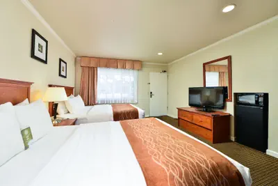 Photo 5 - The Inn at 1252