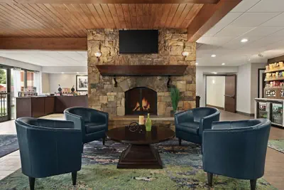 Photo 3 - Hampton Inn Atlanta Stone Mountain