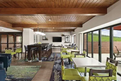 Photo 5 - Hampton Inn Atlanta Stone Mountain