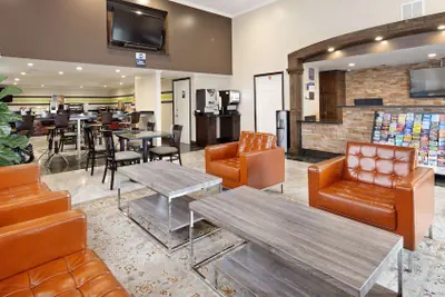 Photo 3 - Best Western Pasadena Royale Inn & Suites
