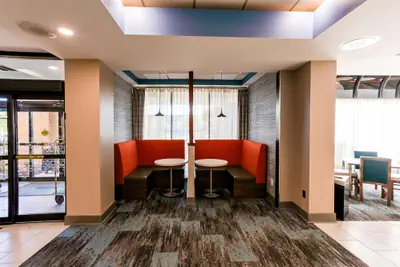 Photo 3 - Hampton Inn Manassas