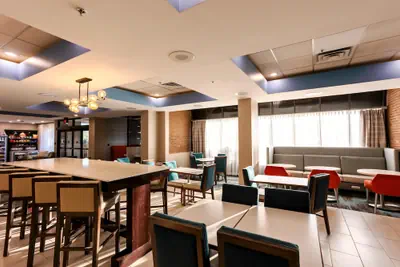 Photo 5 - Hampton Inn Manassas