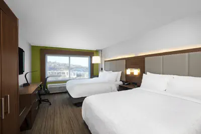 Photo 5 - Holiday Inn Express Charleston-Civic Center by IHG