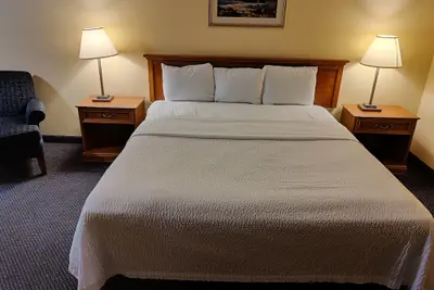 Photo 4 - Stockton Inn