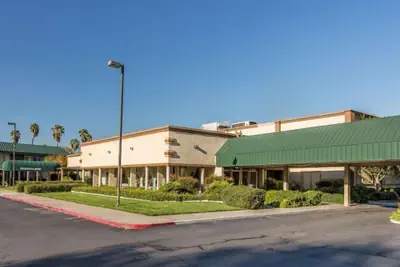 Photo 2 - Stockton Inn