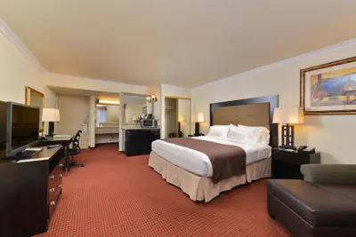 Photo 4 - Holiday Inn Rancho Cordova by IHG