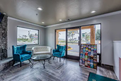 Photo 4 - Quality Inn Salinas City Center Area