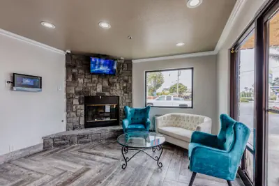 Photo 5 - Quality Inn Salinas City Center Area