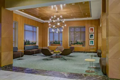 Photo 2 - DoubleTree by Hilton Chicago - Arlington Heights
