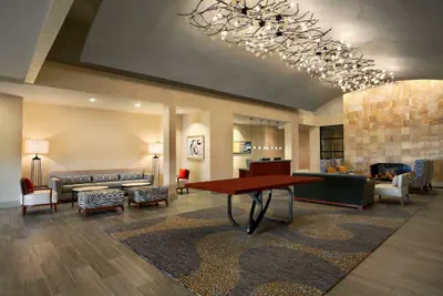 Photo 3 - DoubleTree by Hilton Hotel Salt Lake City Airport