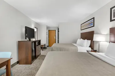 Photo 2 - Quality Inn