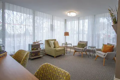 Photo 2 - Holiday Inn Bloomington Airport South Mall Area by IHG