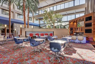 Photo 4 - Crowne Plaza Hotel Foster City - San Mateo by IHG