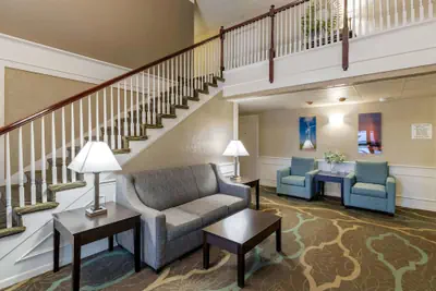 Photo 5 - Quality Inn & Suites Des Moines - Merle Hay Road