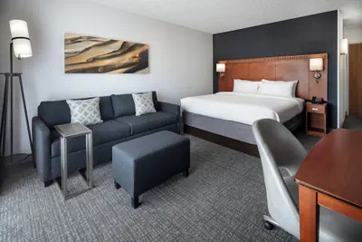 Photo 5 - Courtyard by Marriott Rancho Cordova Sacramento