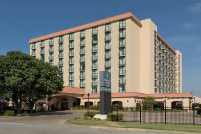 Photo 2 - Embassy Suites by Hilton Tulsa I-44