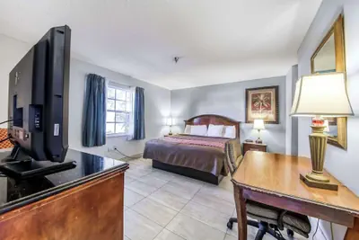 Photo 5 - Rodeway Inn & Suites Haines City - Winter Haven