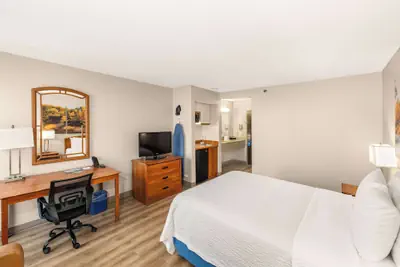 Photo 5 - Days Inn by Wyndham Raleigh-Airport-Research Triangle Park