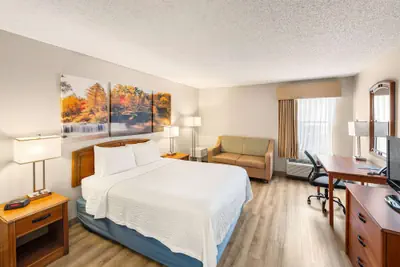 Photo 3 - Days Inn by Wyndham Raleigh-Airport-Research Triangle Park