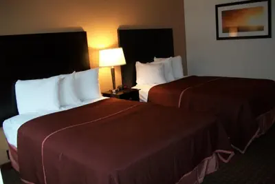 Photo 3 - Americas Best Value Inn Romulus Detroit Airport