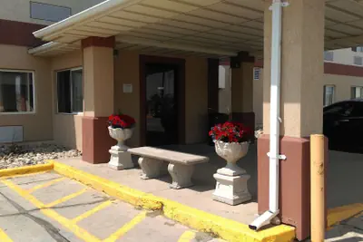 Photo 3 - Econo Lodge Fargo - West Acres