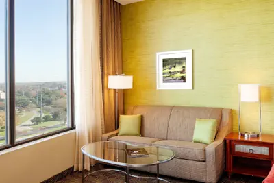 Photo 5 - Holiday Inn Austin -Town Lake by IHG