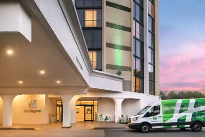 Photo 2 - Holiday Inn Austin -Town Lake by IHG