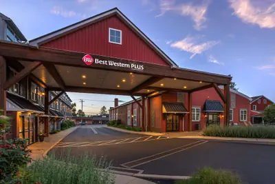 Photo 2 - Best Western Plus Intercourse Village Inn & Suites