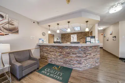 Photo 3 - Quality Inn & Suites Sioux Falls South