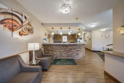 Photo 4 - Quality Inn & Suites Sioux Falls South