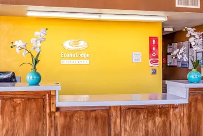 Photo 4 - Econo Lodge Acworth East
