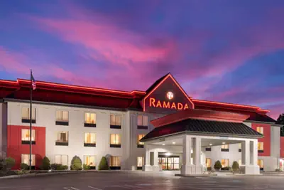 Photo 2 - Ramada by Wyndham Harrisburg/Hershey Area
