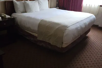 Photo 5 - Fireside Inn & Suites Portland