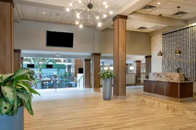 Photo 3 - Embassy Suites by Hilton Minneapolis Bloomington Edina