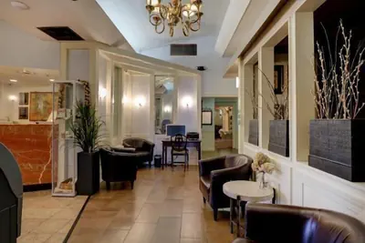 Photo 3 - Senator Inn & Spa