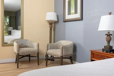 Photo 3 - Ocean Breeze Inn Vero Beach