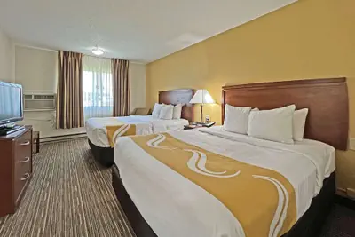 Photo 2 - Quality Inn Mitchell I-90
