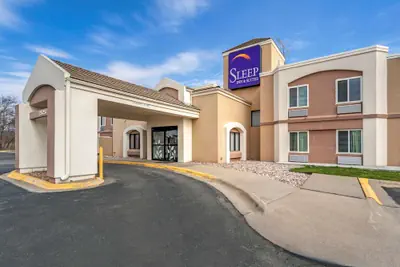 Photo 2 - Sleep Inn & Suites Omaha Airport