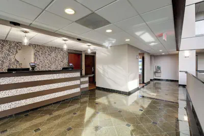 Photo 2 - Drury Inn & Suites Springfield IL