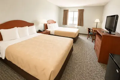 Photo 4 - Travelodge by Wyndham Rapid City/Black Hills