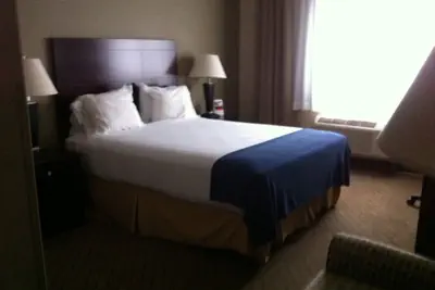 Photo 3 - Holiday Inn Express Sault Ste. Marie by IHG