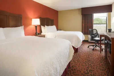 Photo 4 - Hampton Inn Battle Creek