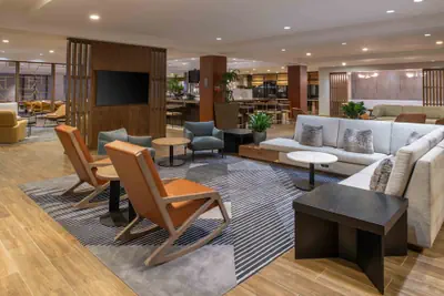 Photo 5 - DoubleTree by Hilton San Francisco Airport