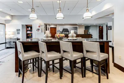 Photo 5 - Hampton Inn Tuscaloosa-University