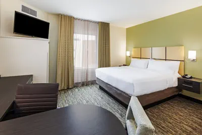 Photo 3 - Candlewood Suites Lenexa - Overland Park Area by IHG