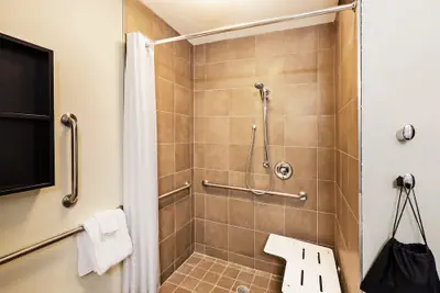 Photo 5 - Candlewood Suites Lenexa - Overland Park Area by IHG