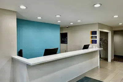 Photo 4 - Days Inn by Wyndham Williams